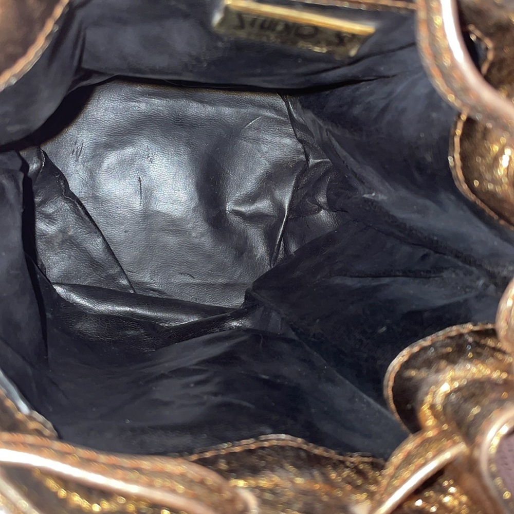 NWOT VINTAGE STUDIO R.  Gold Woven Bucket Bag - Picture 6 of 7